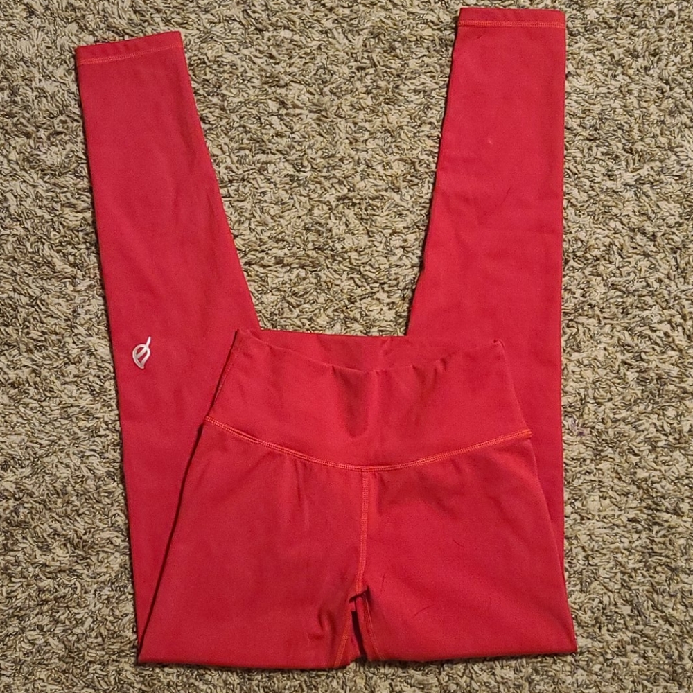 Ptula taylor red leggings